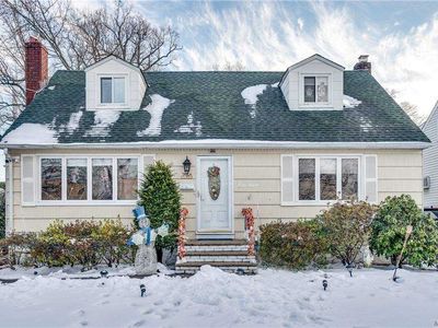 19 Birch Ln, Valley Stream, NY, 11581