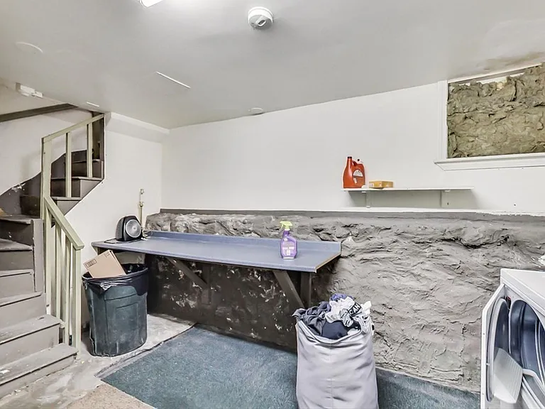 8 Sunset St #1E — Photo 24