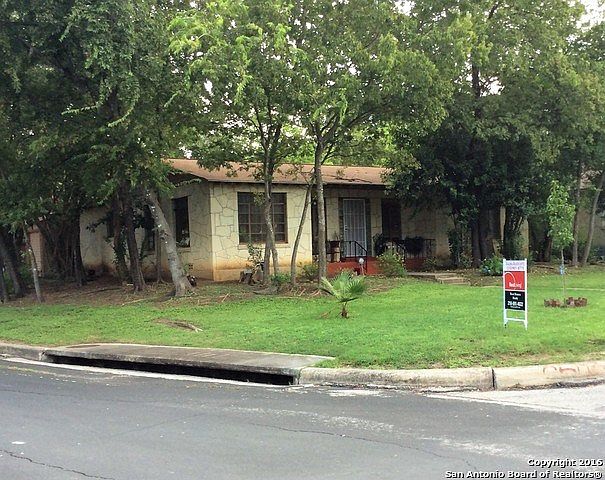 1st image of 241 Thomas Jefferson Dr