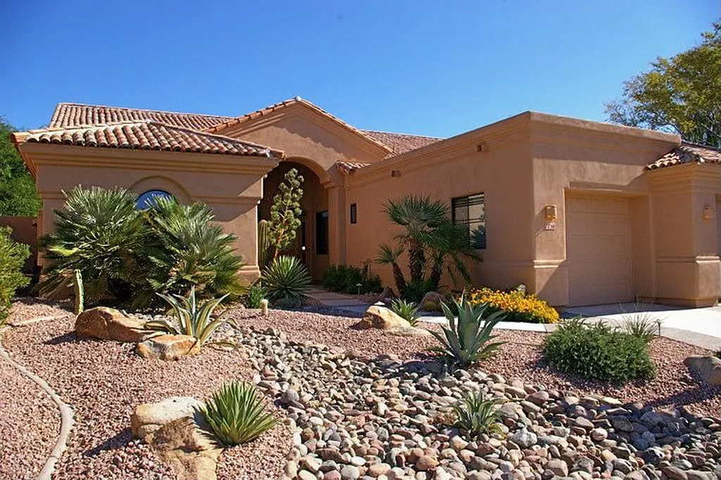 Simply Divine Scottsdale Home For Lease!! — Photo 1
