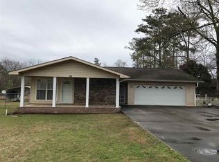 302 Davis Dr, Centerville, GA 31028