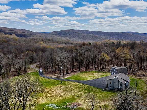 3rd image of 1029 Spring Brook Estates Road