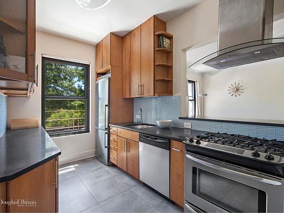 3rd image of 407 Central Park W APT 2C