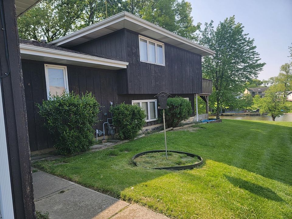 2nd image of 1785 Broadacre Rd