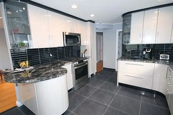 Sold by Bergen Basin Real Estate | media 6