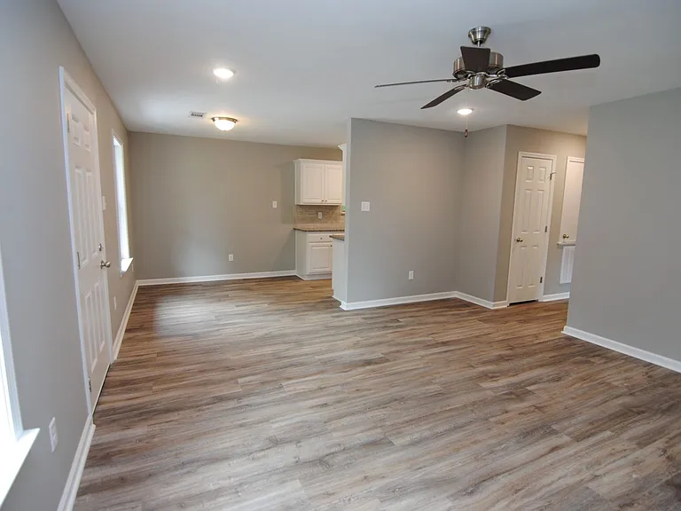 110 Gum Dr — Photo 2