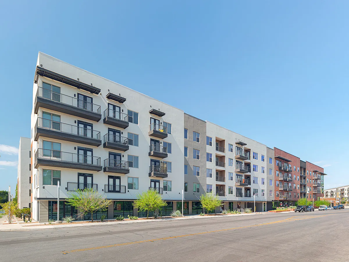 The Flats at River North — Photo 3