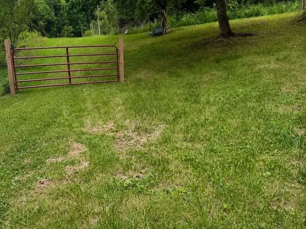 47 Litteral Fork Rd, Salyersville, KY 41465