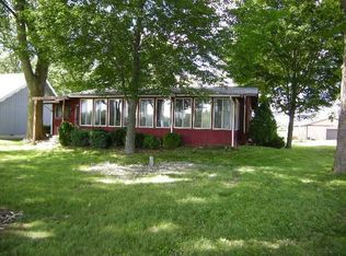 490 Oakdale Dr, Coldwater, MI 49036