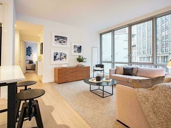 4th image of 160 Madison Ave APT 19G