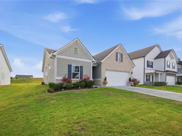 93 Royal Oak Dr NE, Rome, GA 30165
