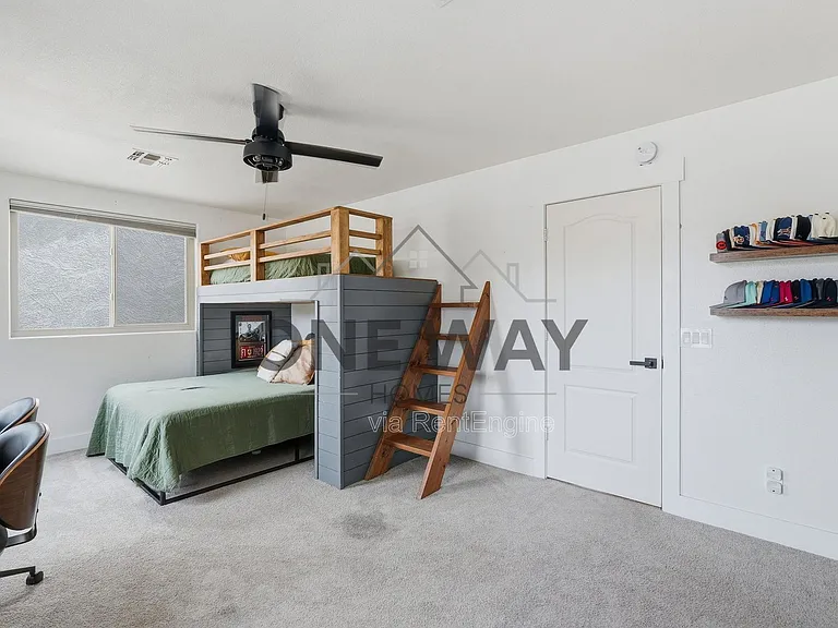 8953 E Hillview St — Photo 22