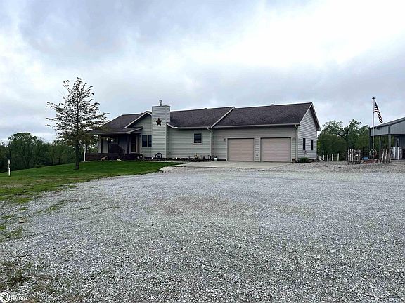 2nd image of 1106 Woodlawn Ave