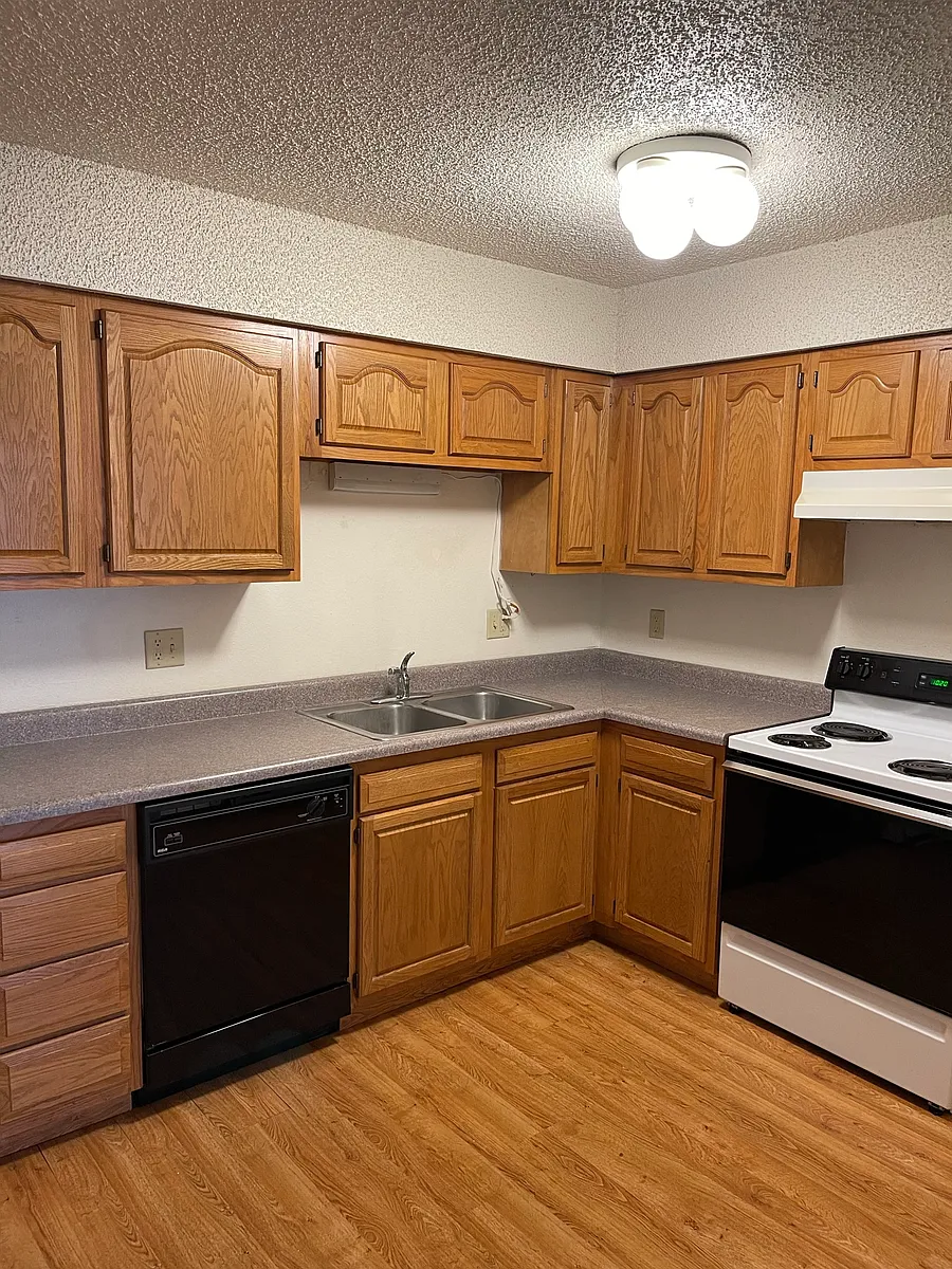 Building Photo - 932 E Washington St #1S