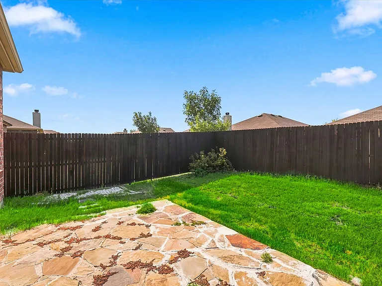 3116 Layla Creek Dr — Photo 22