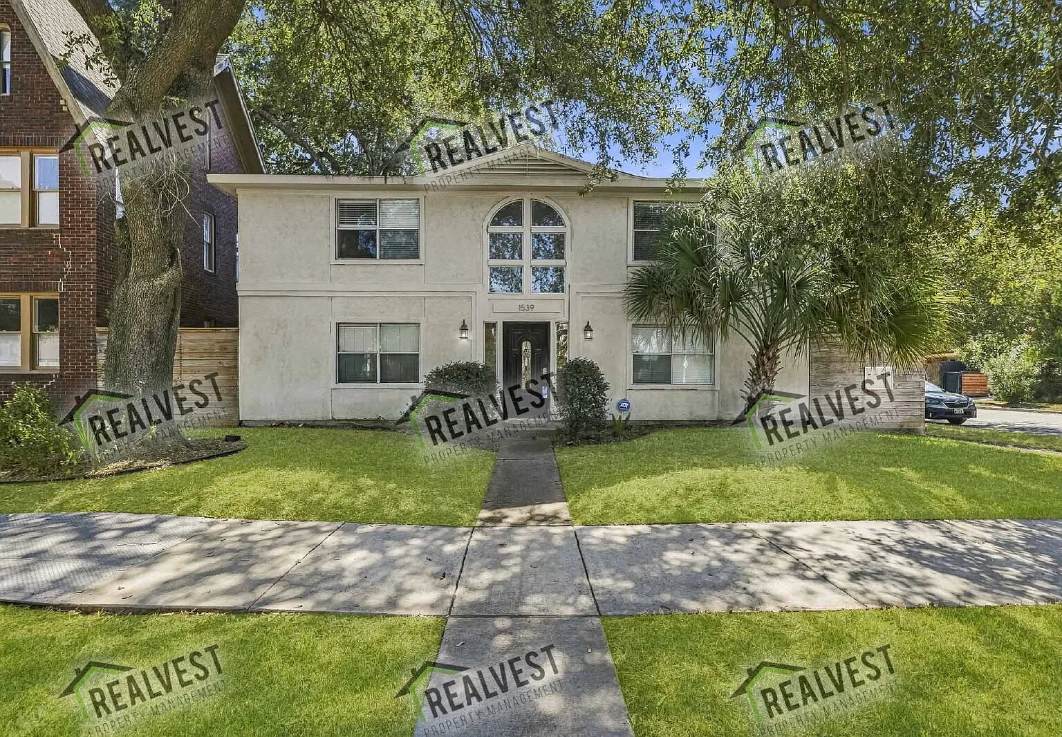 1 bed, 1.0 bath, 600 sqft, $1,200 — Photo 1