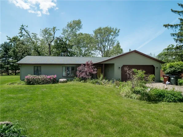 14294 State Route 301 Rd, Lagrange, OH 44050
