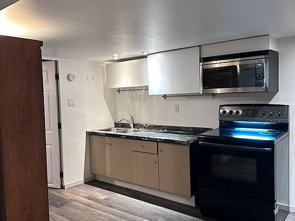 2nd image of 40 Montye Ave #Basement