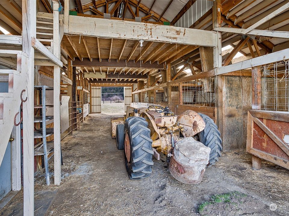 1811 Iron Horse Road, Easton, WA 98925 Zillow