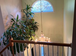 1005 Riverview Dr, Reading, PA 19605