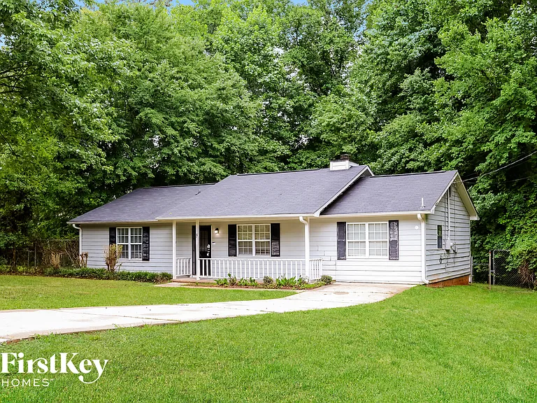 1158 Iron Gate Blvd — Photo 2