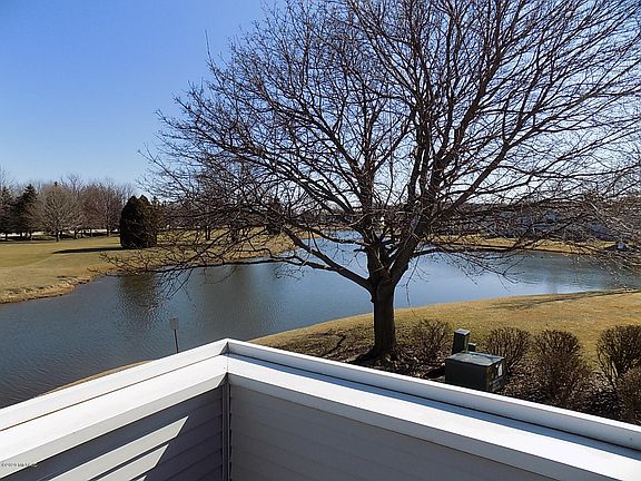 2nd image of 1185 Fairfield Dr #4