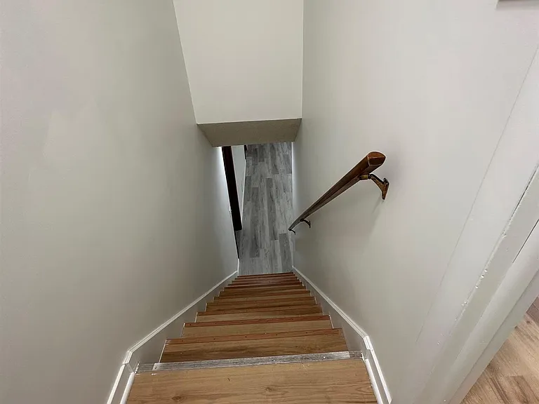 1839 W Arlington Cir — Photo 30