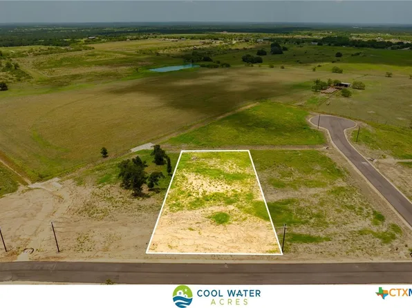 650 Altidore Ave, Dale, TX 78616