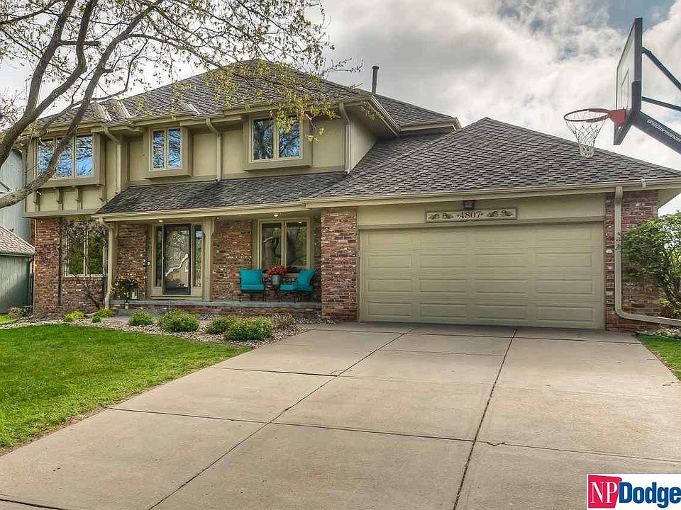 1st image of 4807 S 162nd Ave