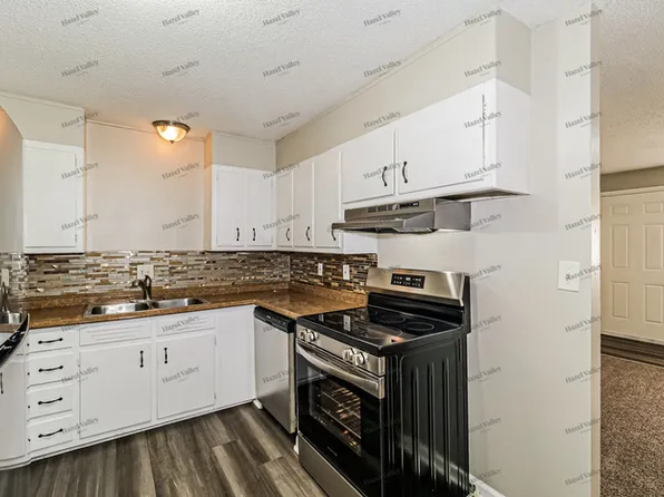 8506 Crystal Ave, Kansas City, MO 64138