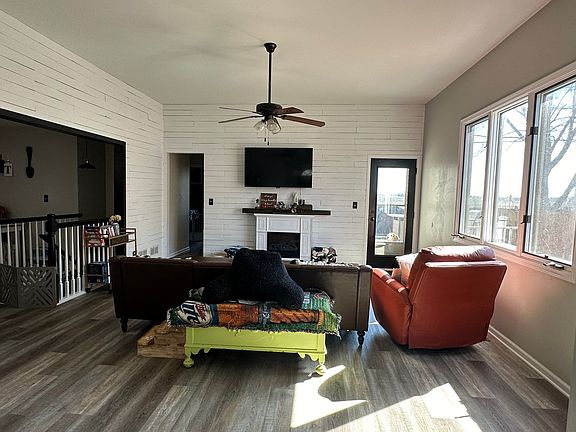 2nd image of 506 Flanagan Dr Unit B