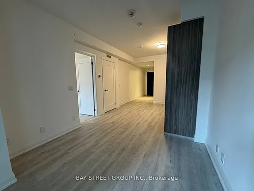 65 Broadway Ave #702 Photo 1