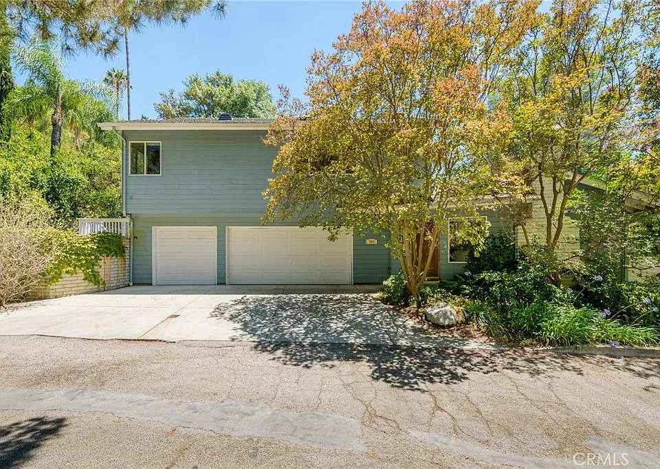 5065 Casa Dr