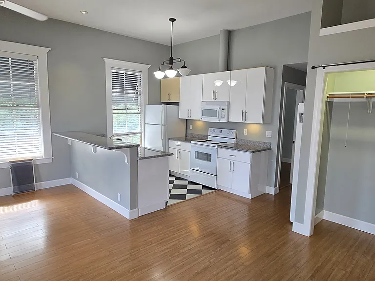 9591 Main St #1 — Photo 1