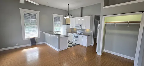 9591 Main St #1 Photo 1