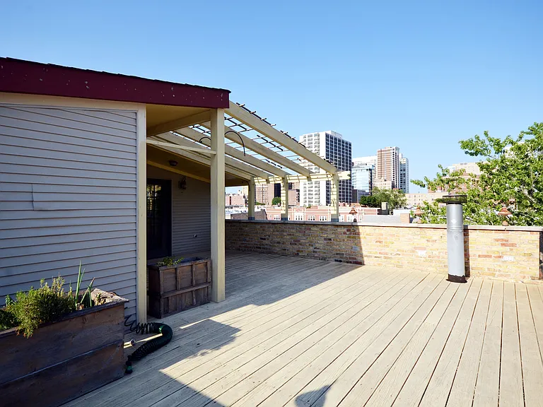 622 W Briar Pl #PENTHOUSE — Photo 21