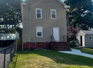 53 Garside St UNIT 2, Fall River, MA 02720