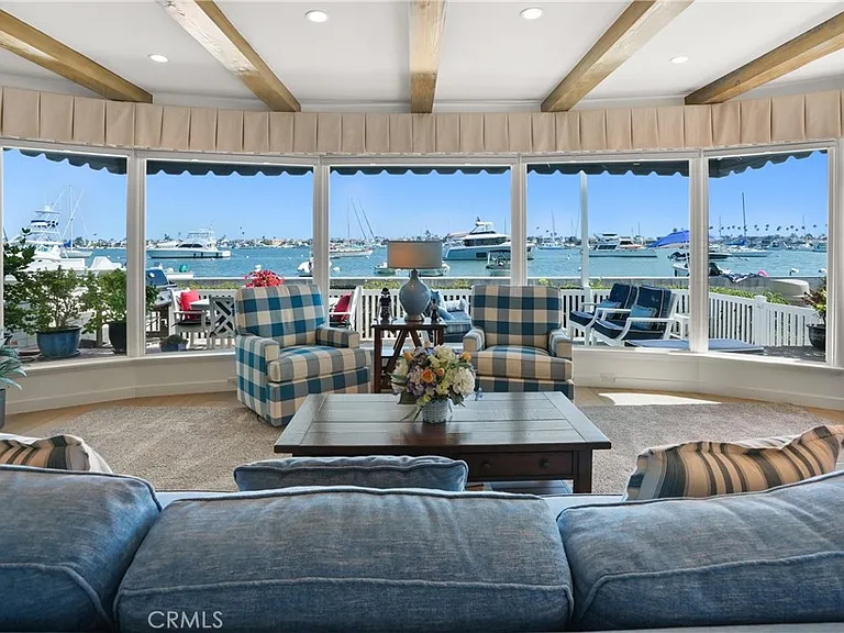 700 S Bay Front — Photo 5