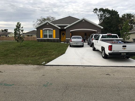5th image of 1401 SW Glastonberry Ave