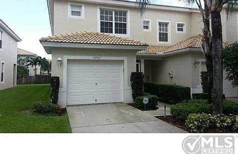 2nd image of 9789 Lago Dr