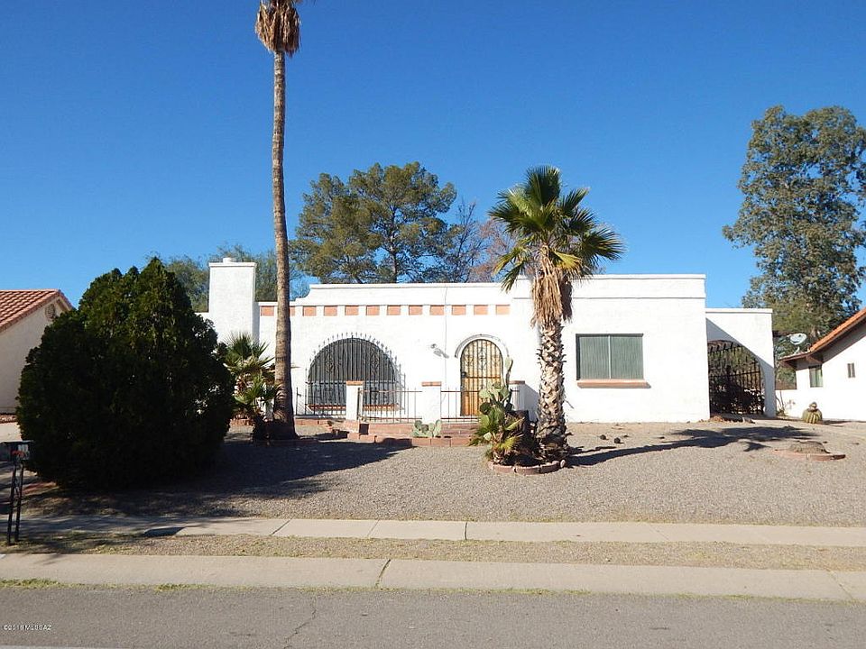 1st image of 933 N Abrego Dr