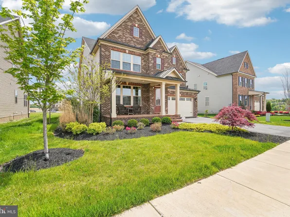 6503 Clubhouse Dr, Laurel, MD 20708