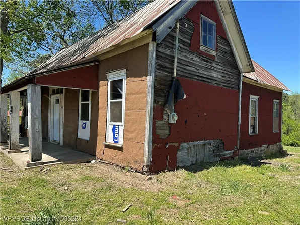 205 Smitherman St, Altus, AR 72821