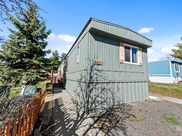 609 N Almon St Spc 2022, Moscow, ID 83843