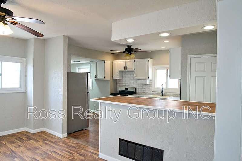 1st image of 518 Shasta Dr