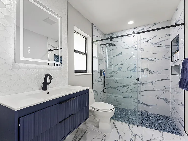 3313 Sherwood Blvd — Photo 10