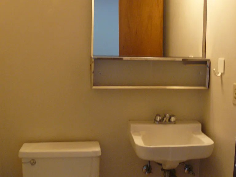 555 E 3rd Ave #J — Photo 3