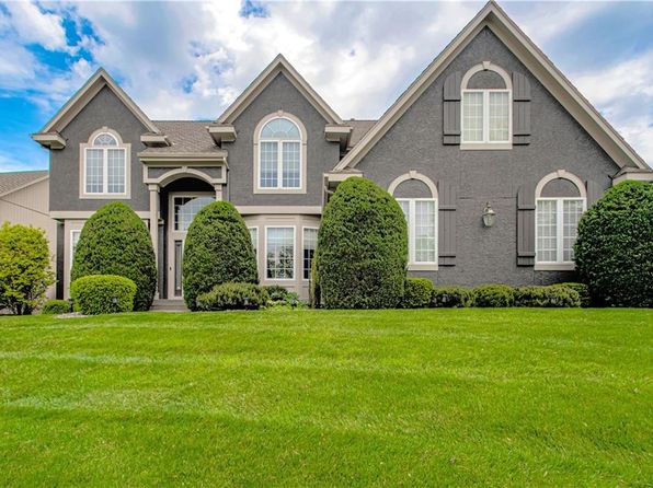 12337 Gillette St, Overland Park, KS 66213