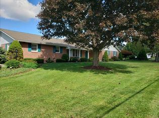 720 Spring Hill Rd, Northampton, PA 18067