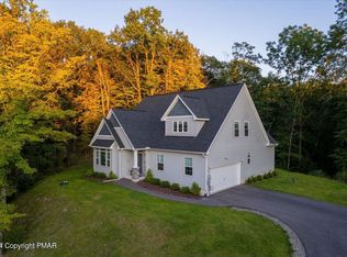 304 Reagan Dr, East Stroudsburg, PA
